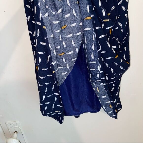 Paper Plane London Navy Feather Print Sleeveless Dress Women’s Small - Picture 8 of 9